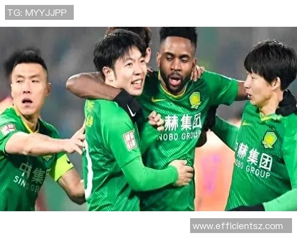 足球明星是否已经离开中国足坛引发了球迷们的热议与关注